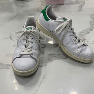 Adidas Stan Smith’s White/‎ Green Lace Up Sneakers. Size 8.